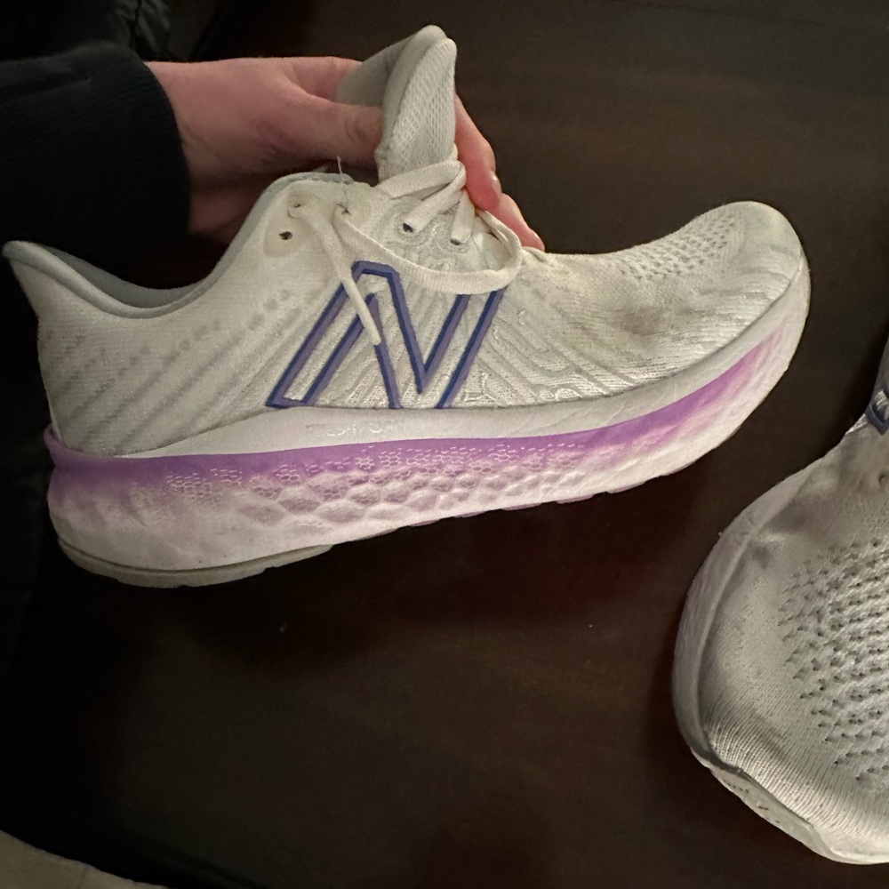 Women’s New Balance Vongo V5